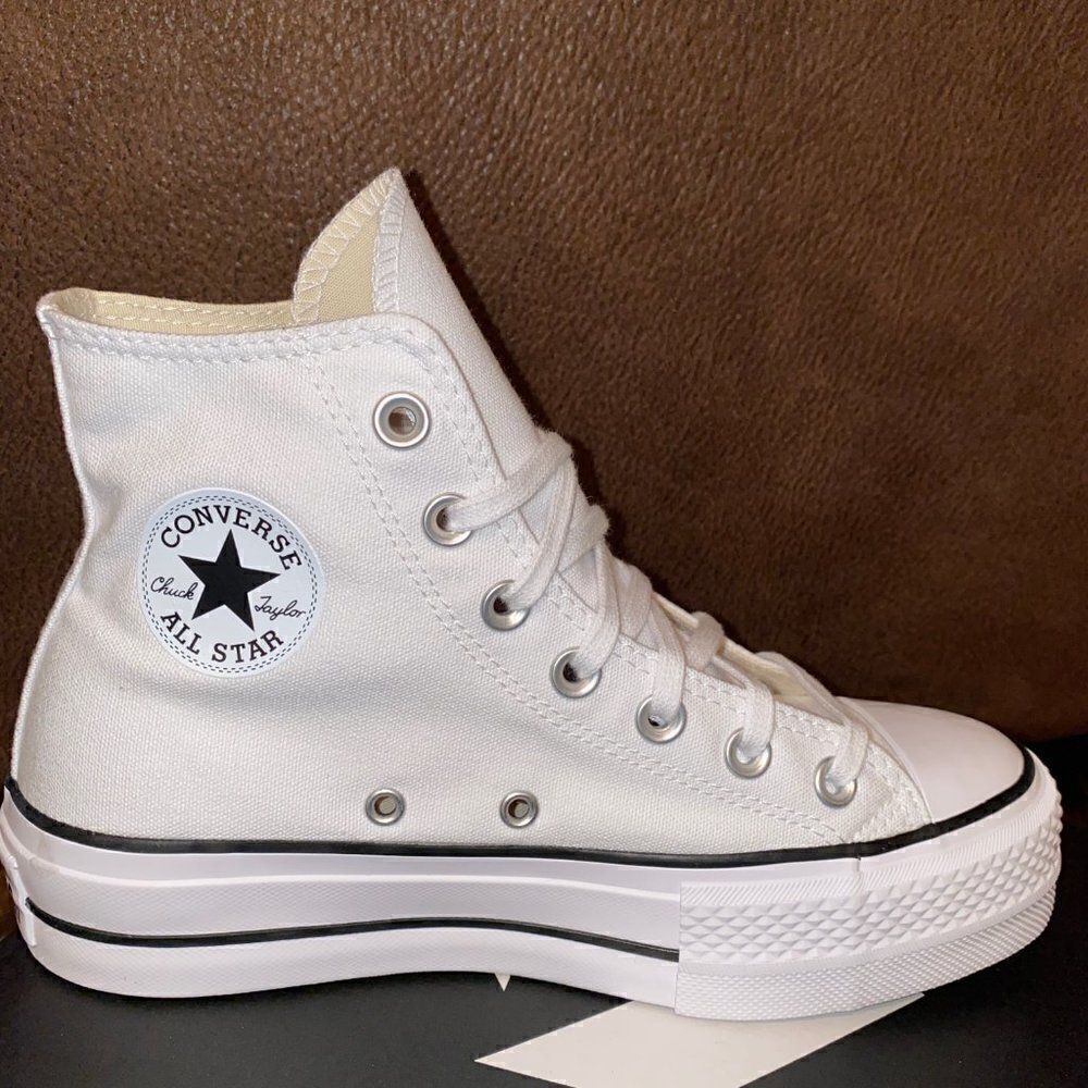 NEW MEN'S CONVERSE CANVAS PLATFORM CHUCK TAYLOR ALL STAR WHITE SNEAKERS 9 - 13 - Picture 4 of 9